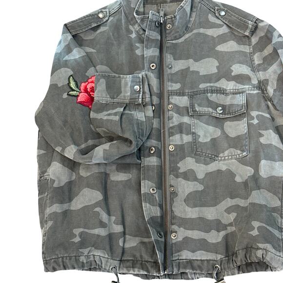 Rails Camo Rose Patch Utility Jacket Women’s XS. - Picture 7 of 15